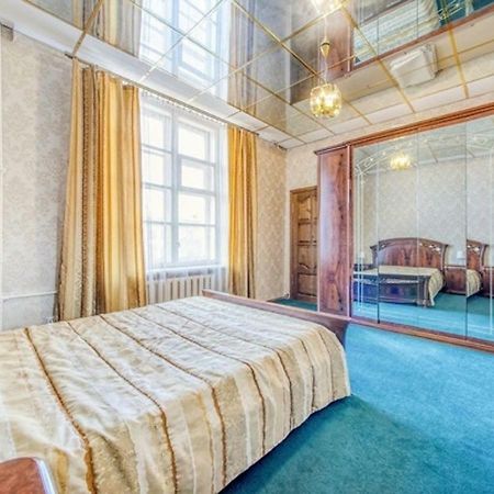 Apartments In The Center Of Minsk On Nezavisimosti 12 Екстер'єр фото