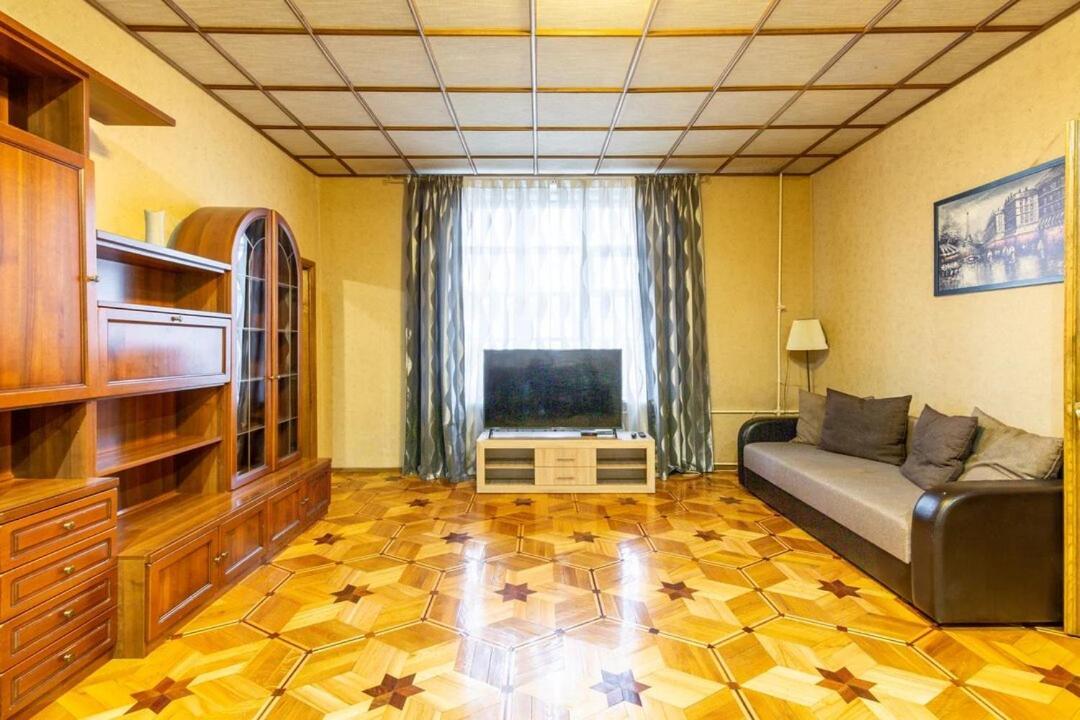 Apartments In The Center Of Minsk On Nezavisimosti 12 Екстер'єр фото